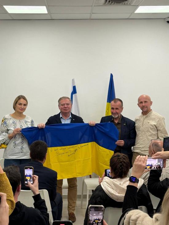 Директор ЄКУ Інна Іоффе взяла участь у зустрічі з колишніми українськими полоненими